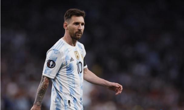 11只固态电池股被外资锁定！瑞银4400万股重仓上海电气，30亿小市值标的+巨头订单，机会来了？